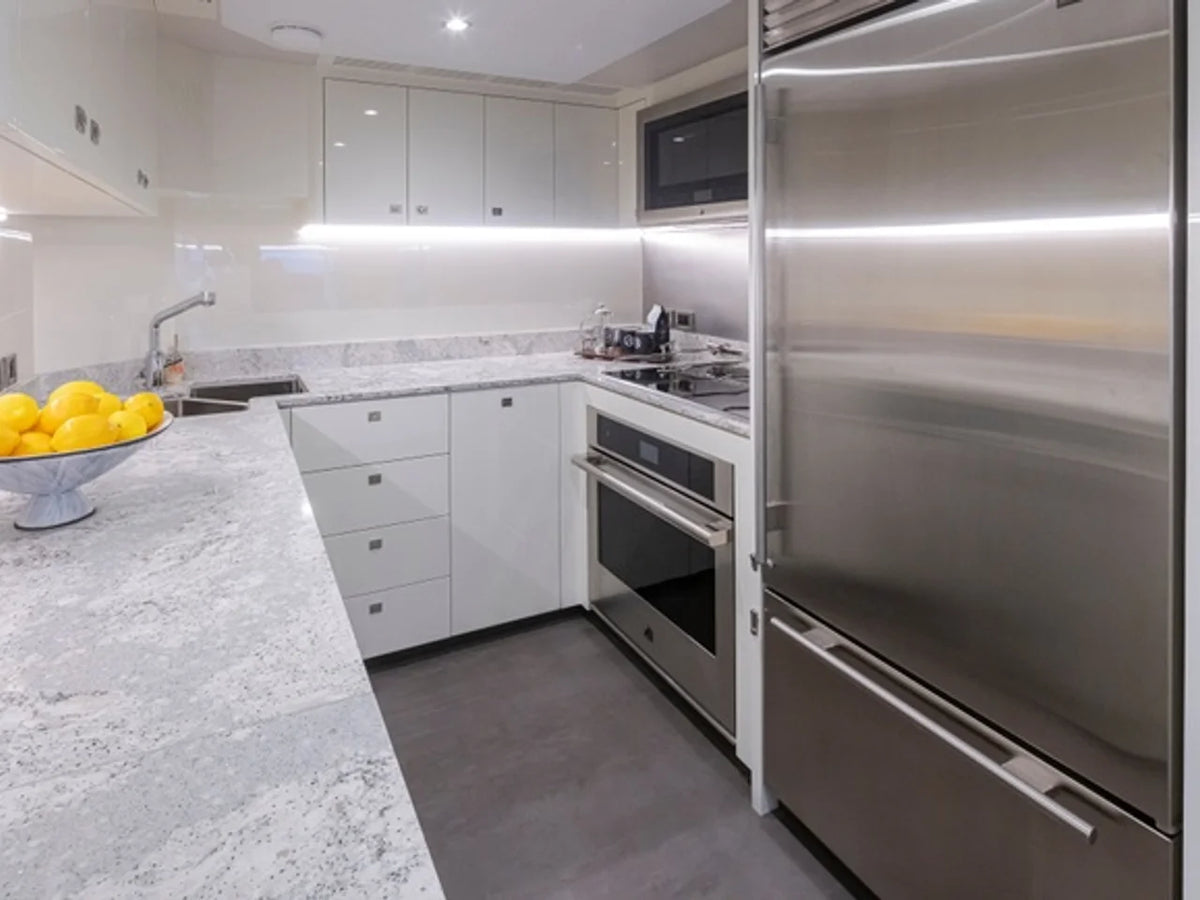 2027 Ocean Alexander 27R 93.0 feet, Hollywood, Florida #40