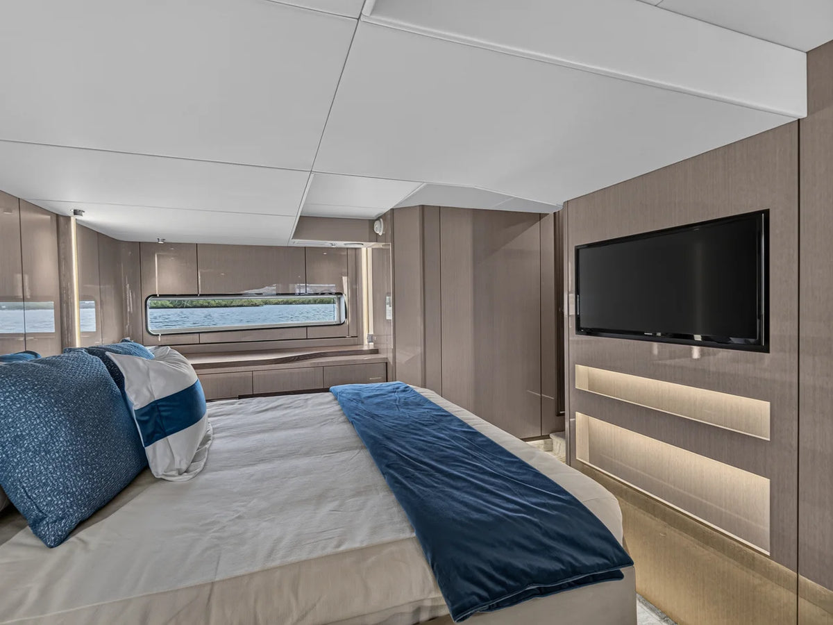 2026 Cruisers Yachts 57 FLY 57.0 feet, Stuart, Florida #30