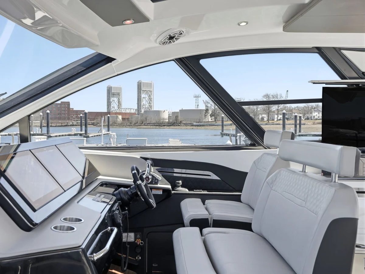 2026 Cruisers Yachts 50 GLS OB 50.0 feet, Quincy, MA #25