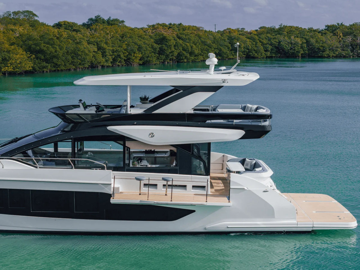 2027 Cruisers Yachts 57 FLY 57.0 feet, Naples, Florida #10