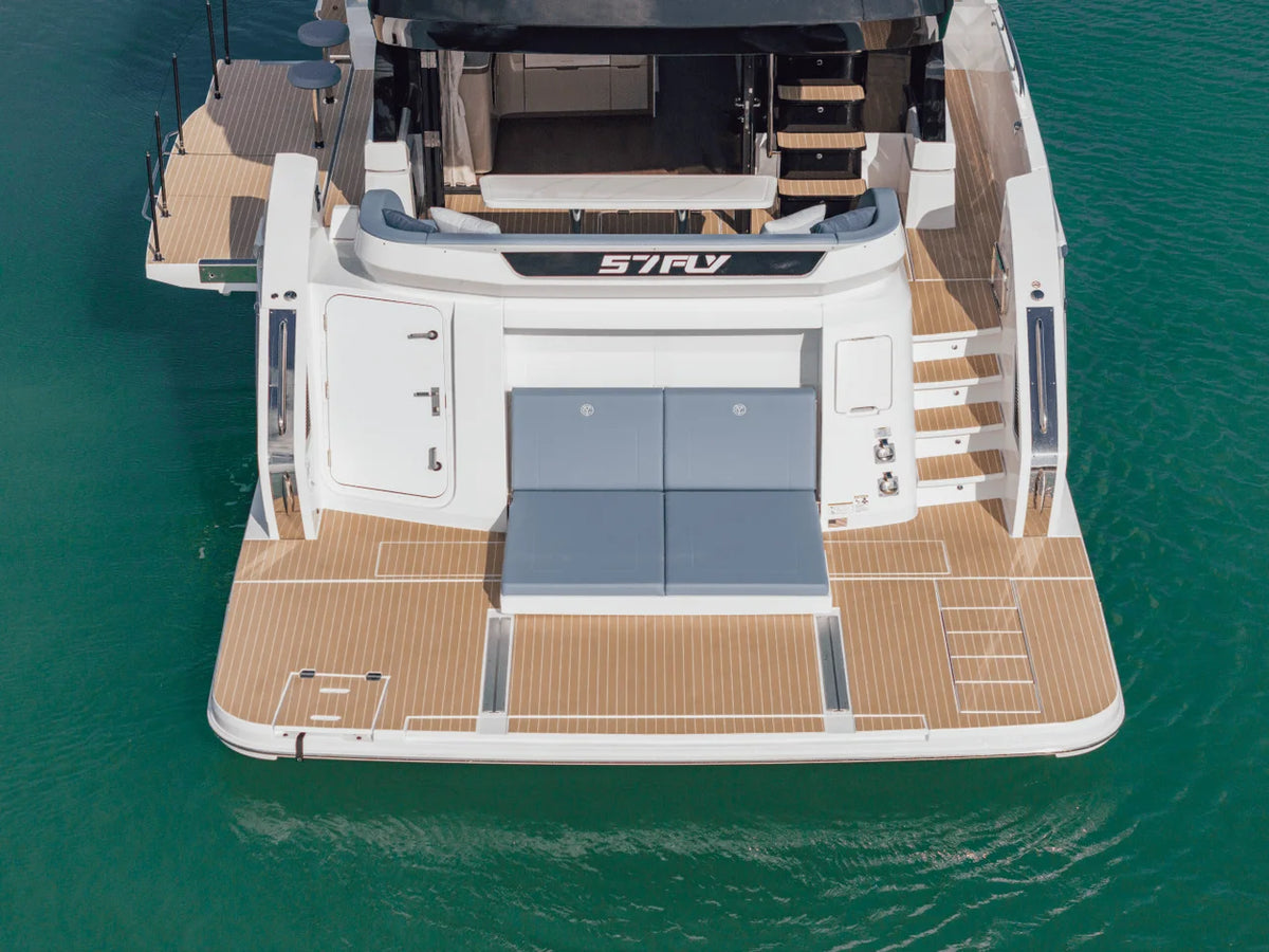 2027 Cruisers Yachts 57 FLY 57.0 feet, Naples, Florida #16
