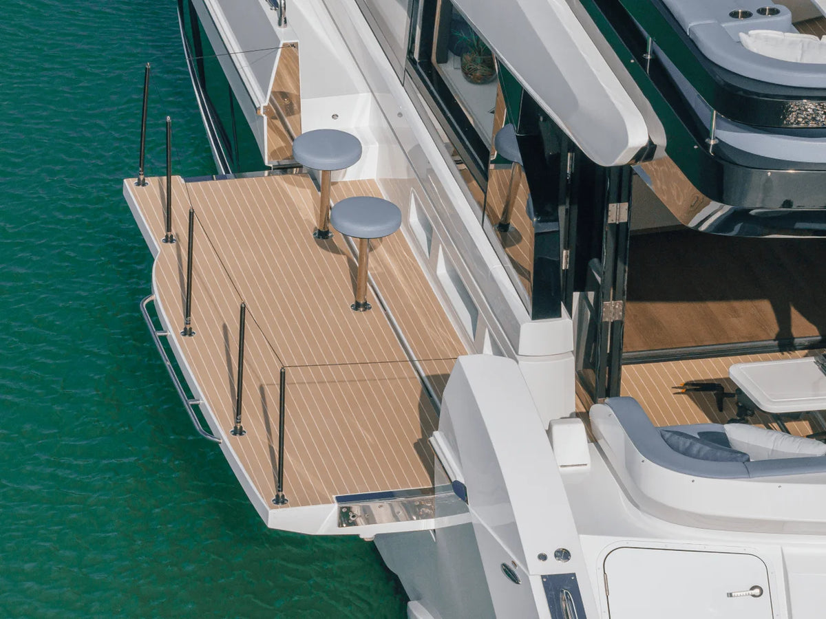 2026 Cruisers Yachts 57 FLY 57.0 feet, Inuvik, Northwest Territories #13
