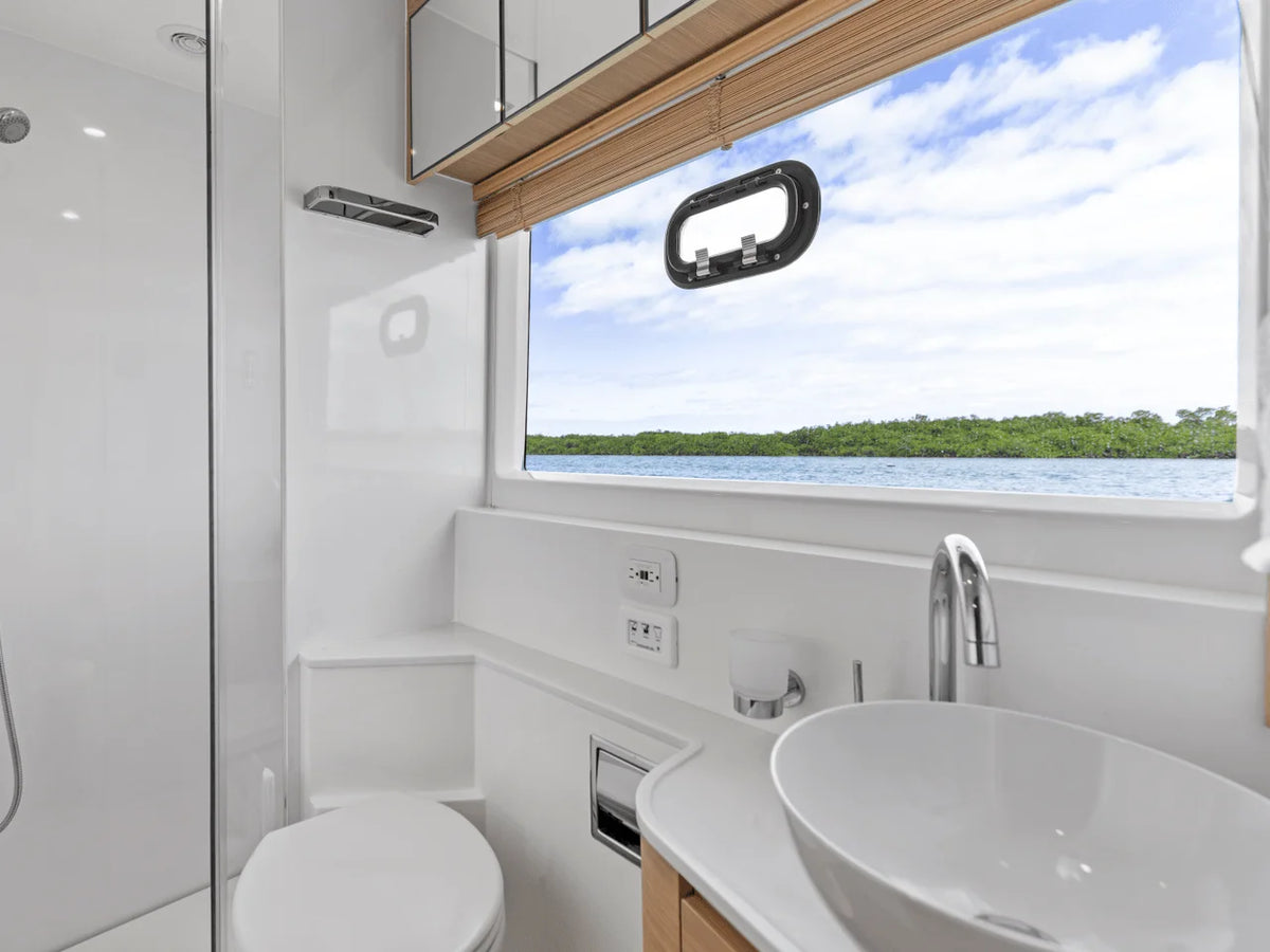 2027 Aquila 50 52.0 feet, Jupiter, Florida #76