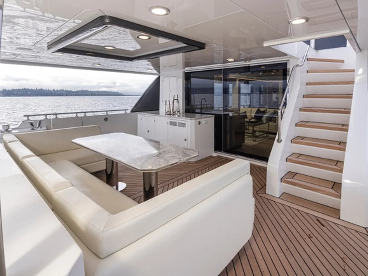 2027 Ocean Alexander 27R 93.0 feet, Hollywood, Florida #14