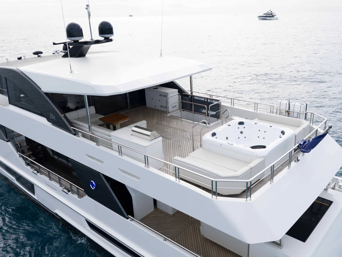 2027 Ocean Alexander 30R 98.0 feet, Hollywood, Florida #7