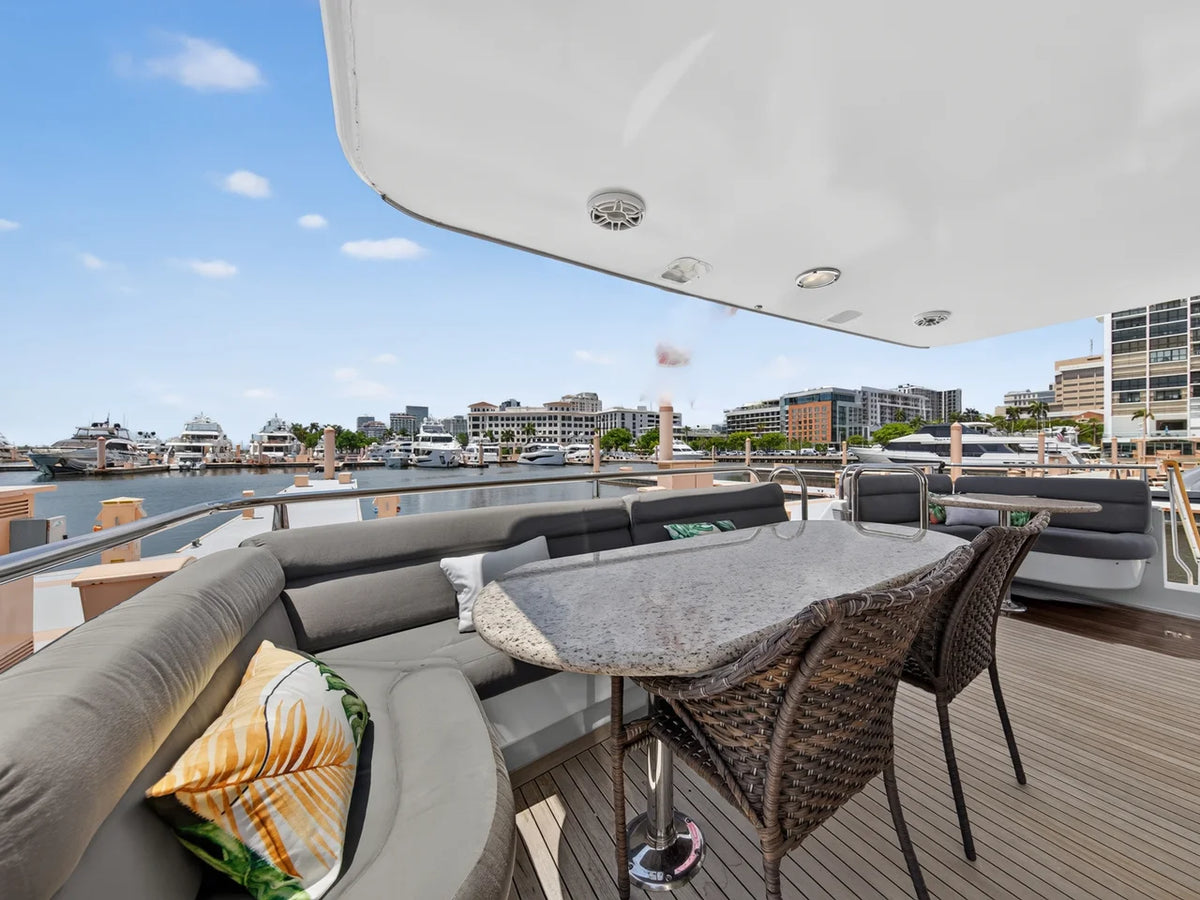 2001 Lazzara 80 SL SKYLOUNGE 80.0 feet, West Palm Beach, FL #111