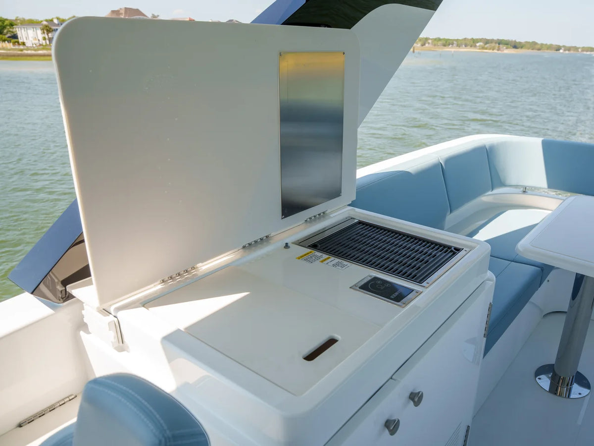2026 Cruisers Yachts 50 FLY 50.0 feet, Wrightsville Beach, North Carolina #28