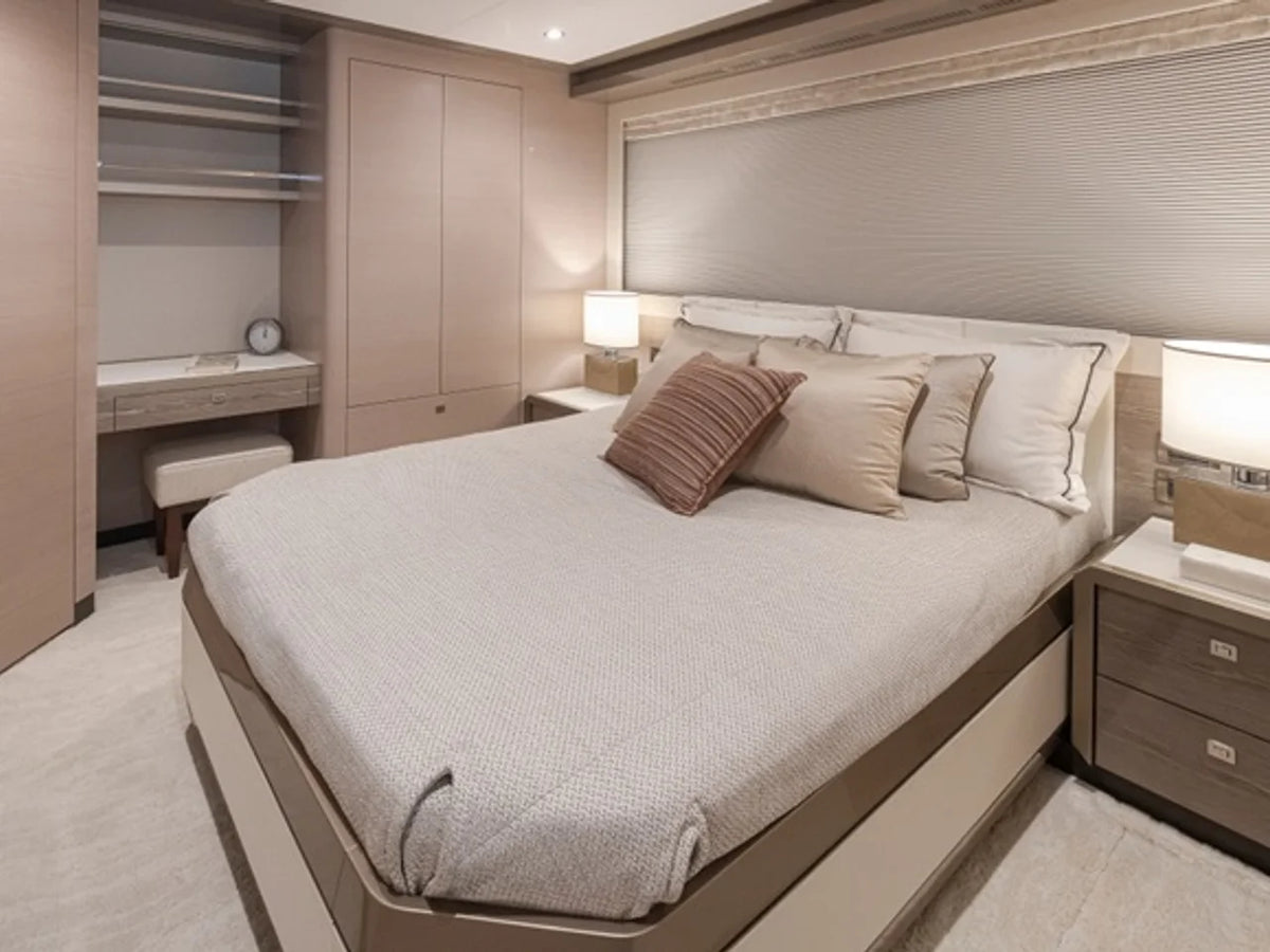 2027 Ocean Alexander 27R 93.0 feet, Hollywood, Florida #45