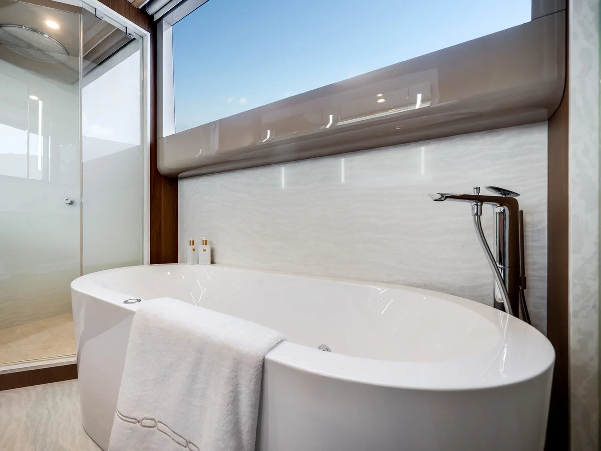 2026 Ocean Alexander 30R 98.0 feet, Hollywood, Florida #46
