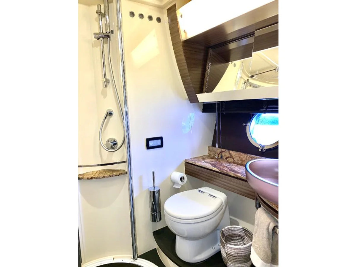 2016 Azimut FLY 60 60.0 feet, Washington, Connecticut #51