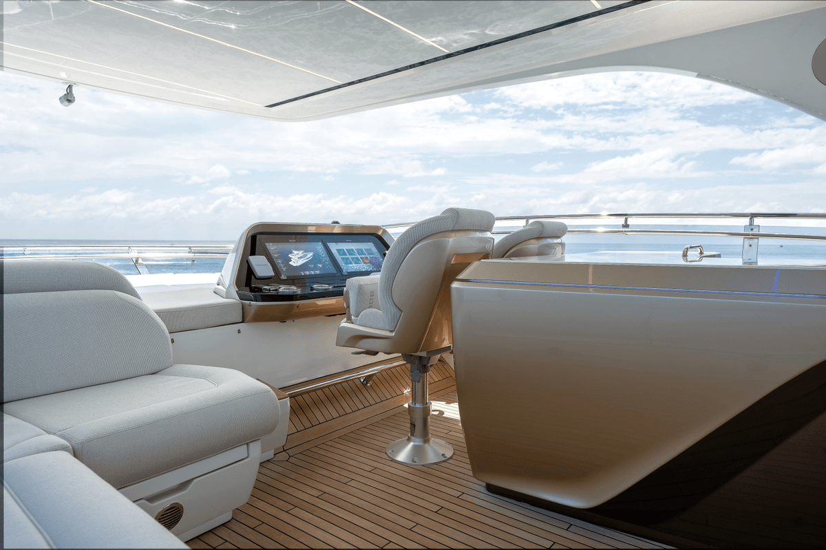 2027 Galeon 800 FLY 83.0 feet, Inuvik, Northwest Territories #23