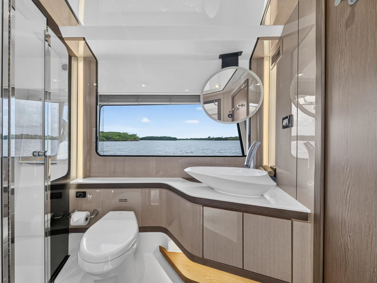 2026 Cruisers Yachts 57 FLY 57.0 feet, Stuart, Florida #23