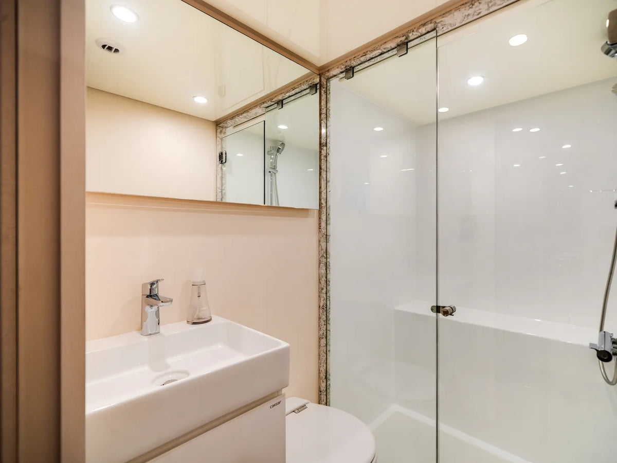 2026 Ocean Alexander 37L 120.0 feet, Hollywood, Florida #63