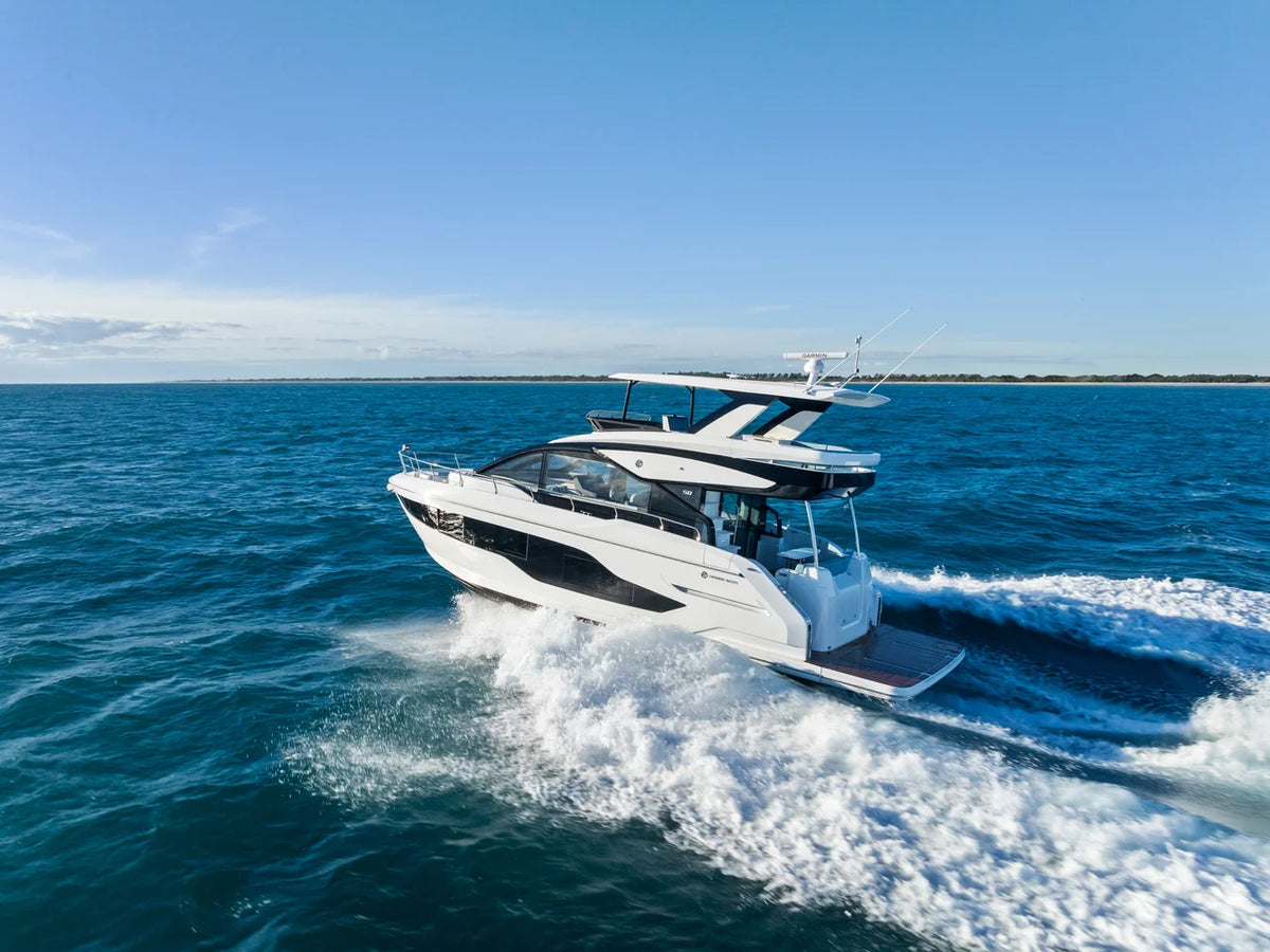 2026 Cruisers Yachts 50 FLY 50.0 feet, Inuvik, Northwest Territories #24