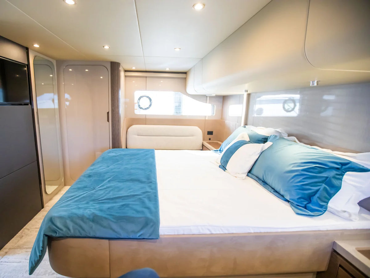 2027 Cruisers Yachts 50 FLY 50.0 feet, Tarpon Springs, Florida #39