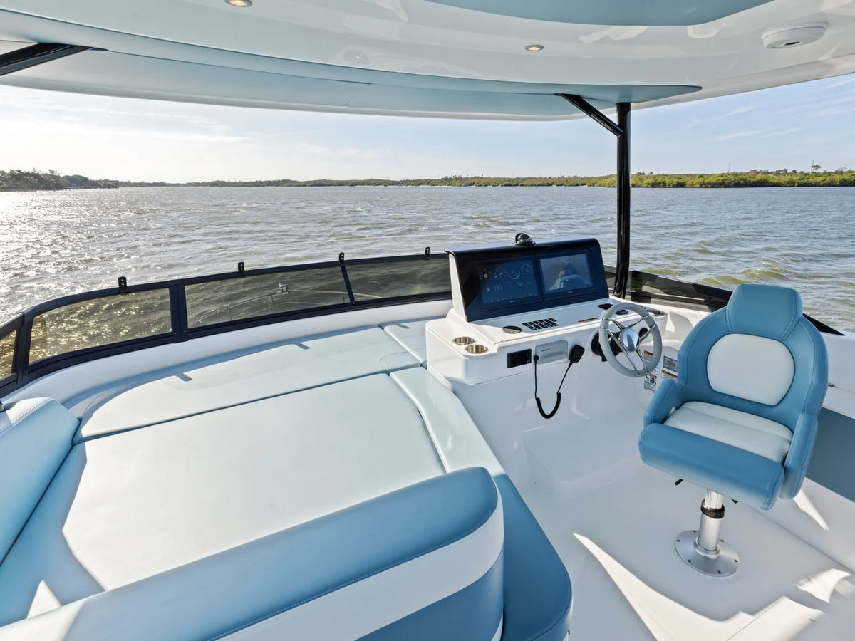 2027 Cruisers Yachts 50 FLY 50.0 feet, Pensacola, Florida #43