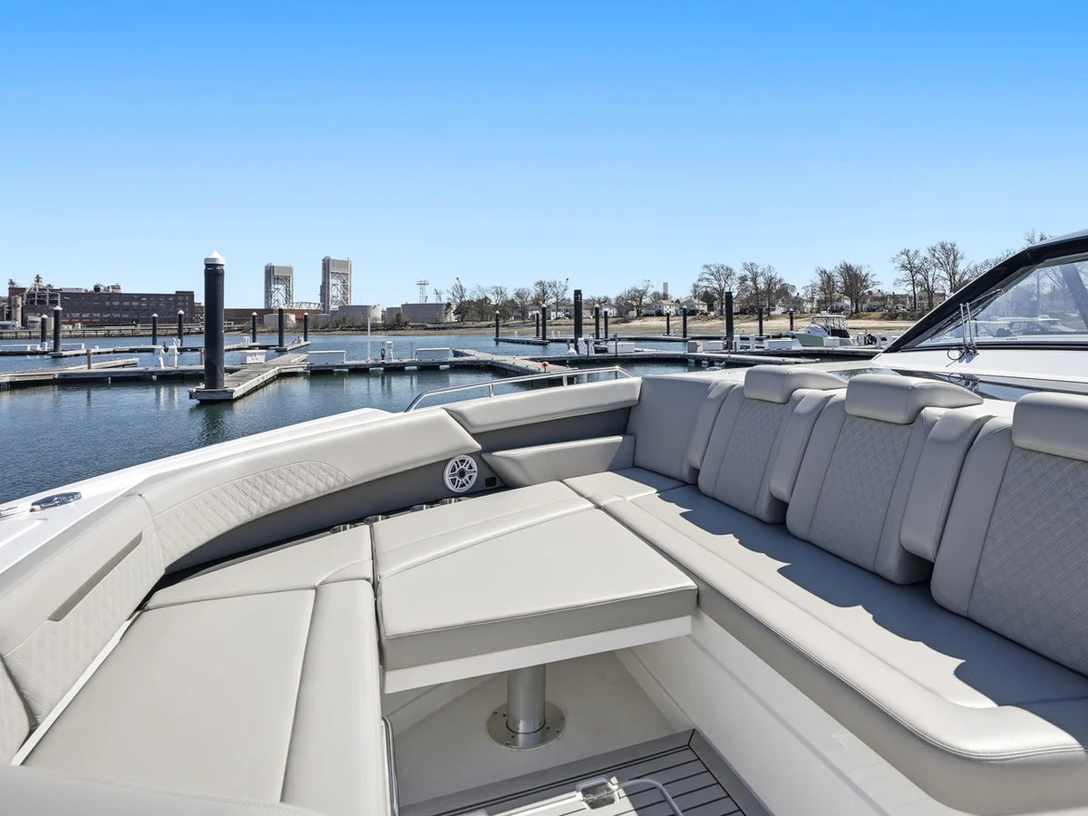 2026 Cruisers Yachts 50 GLS OB 50.0 feet, Quincy, MA #51