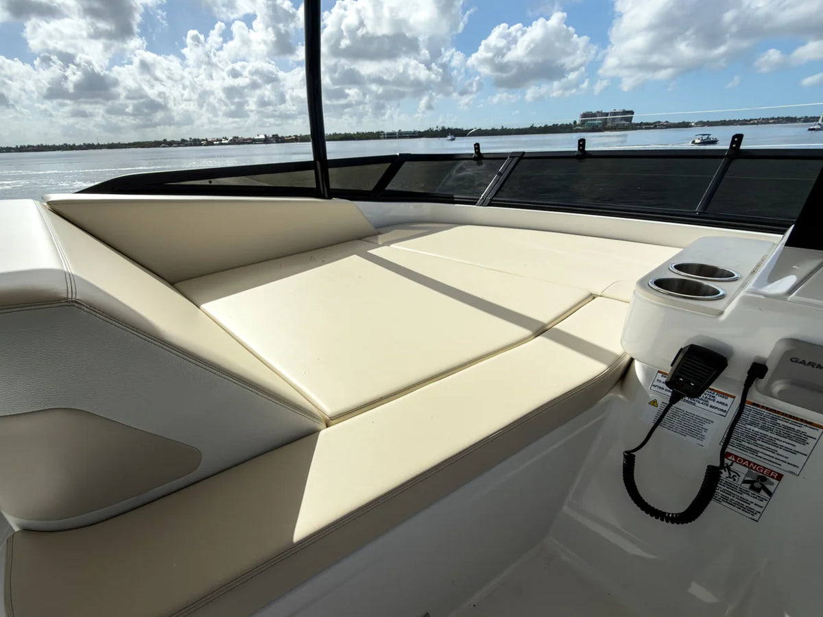 2026 Cruisers Yachts 50 FLY 50.0 feet, Fort Myers, Florida #77