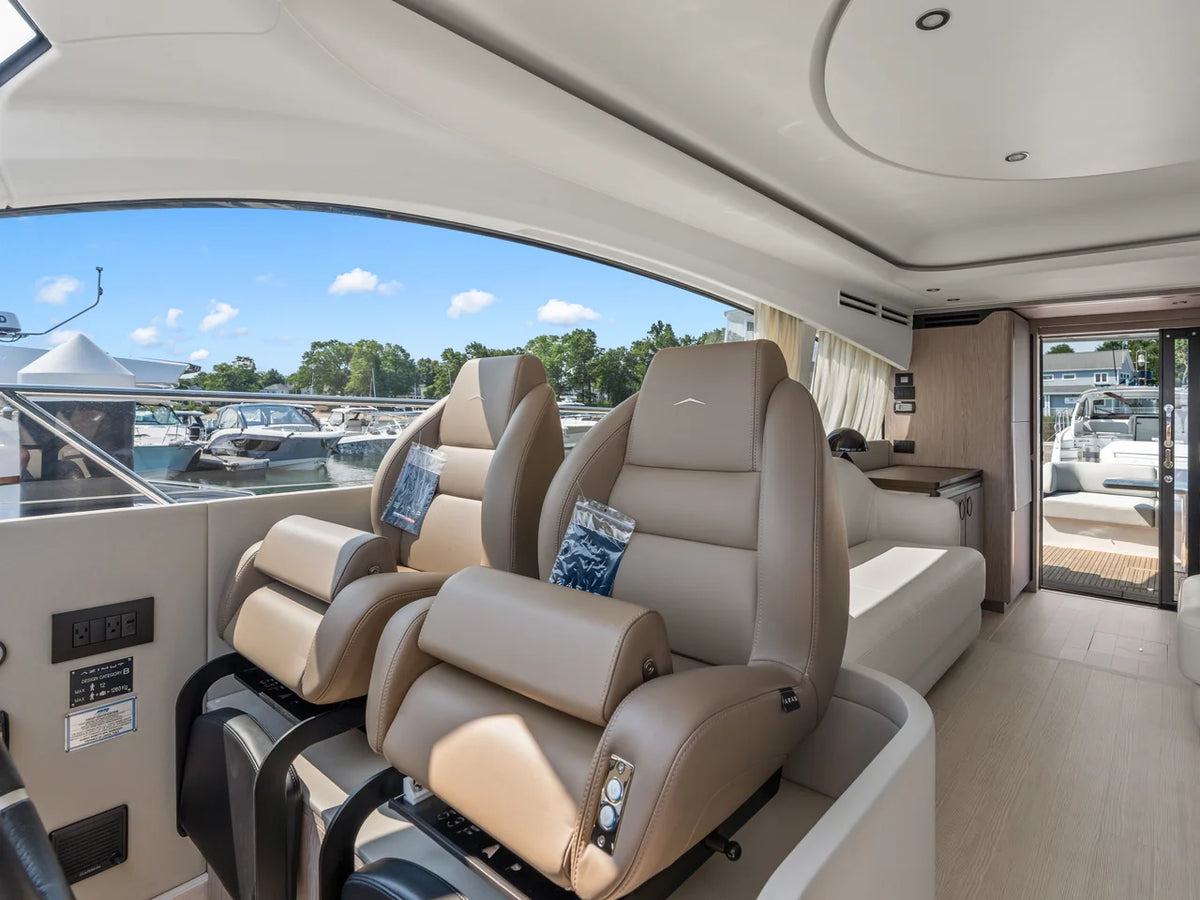 2027 Azimut Fly 53 53.0 feet, Westbrook, Connecticut #39