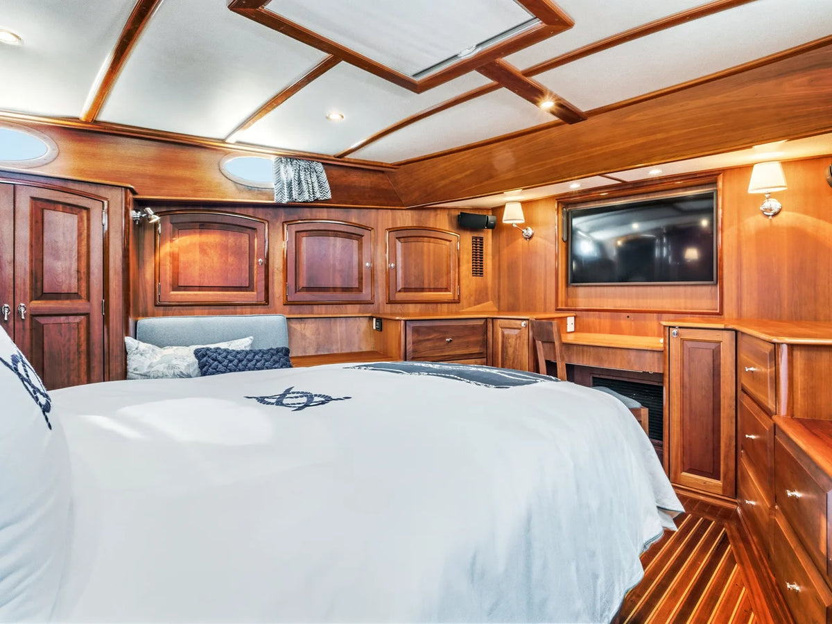 2007 Hinckley TALARIA 55MY 55.0 feet, West Palm Beach, FL #15