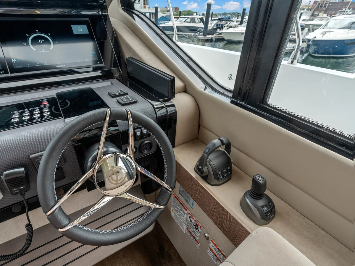 2026 Cruisers Yachts 57 FLY 57.0 feet, Quincy, MA #26