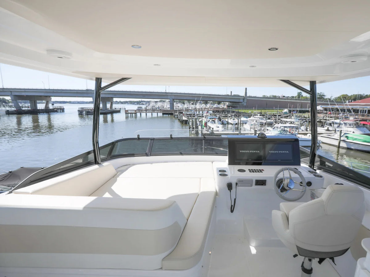 2027 Cruisers Yachts 50 FLY 50.0 feet, Tarpon Springs, Florida #3