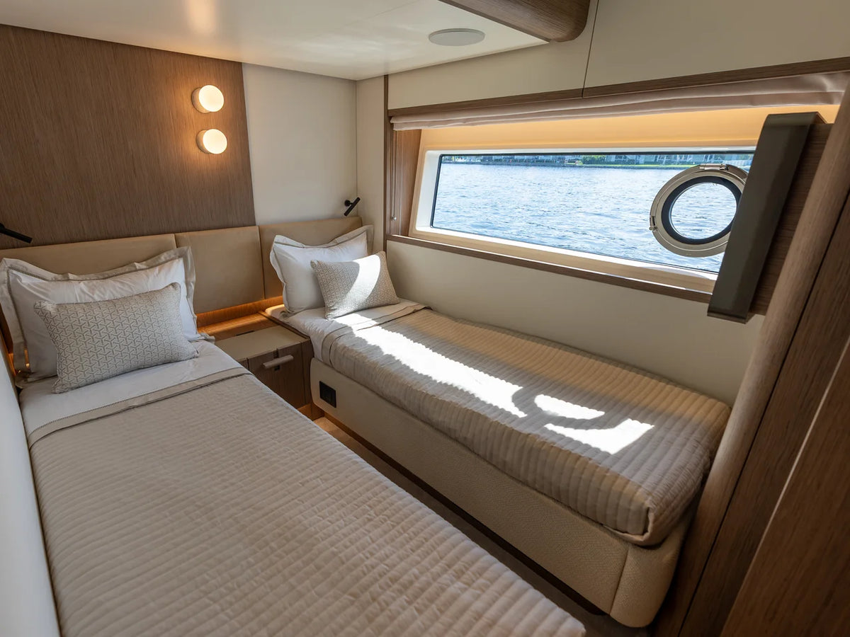2027 Azimut Fly 82 82.0 feet, Hollywood, Florida #69