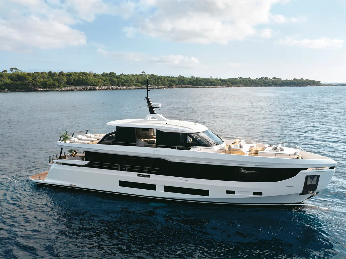 2026 Azimut Grande 30M 94.0 feet, Inuvik, Northwest Territories #6