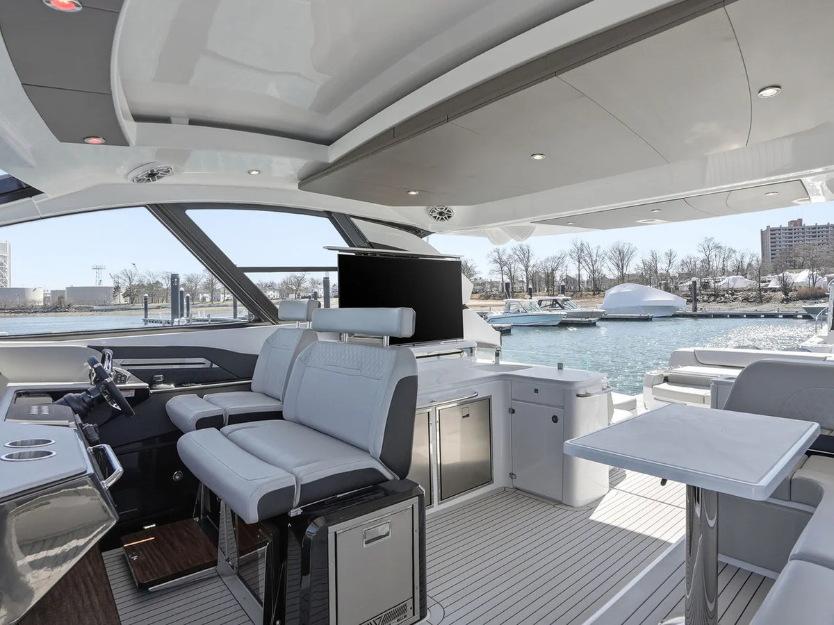 2026 Cruisers Yachts 50 GLS OB 50.0 feet, Quincy, MA #24