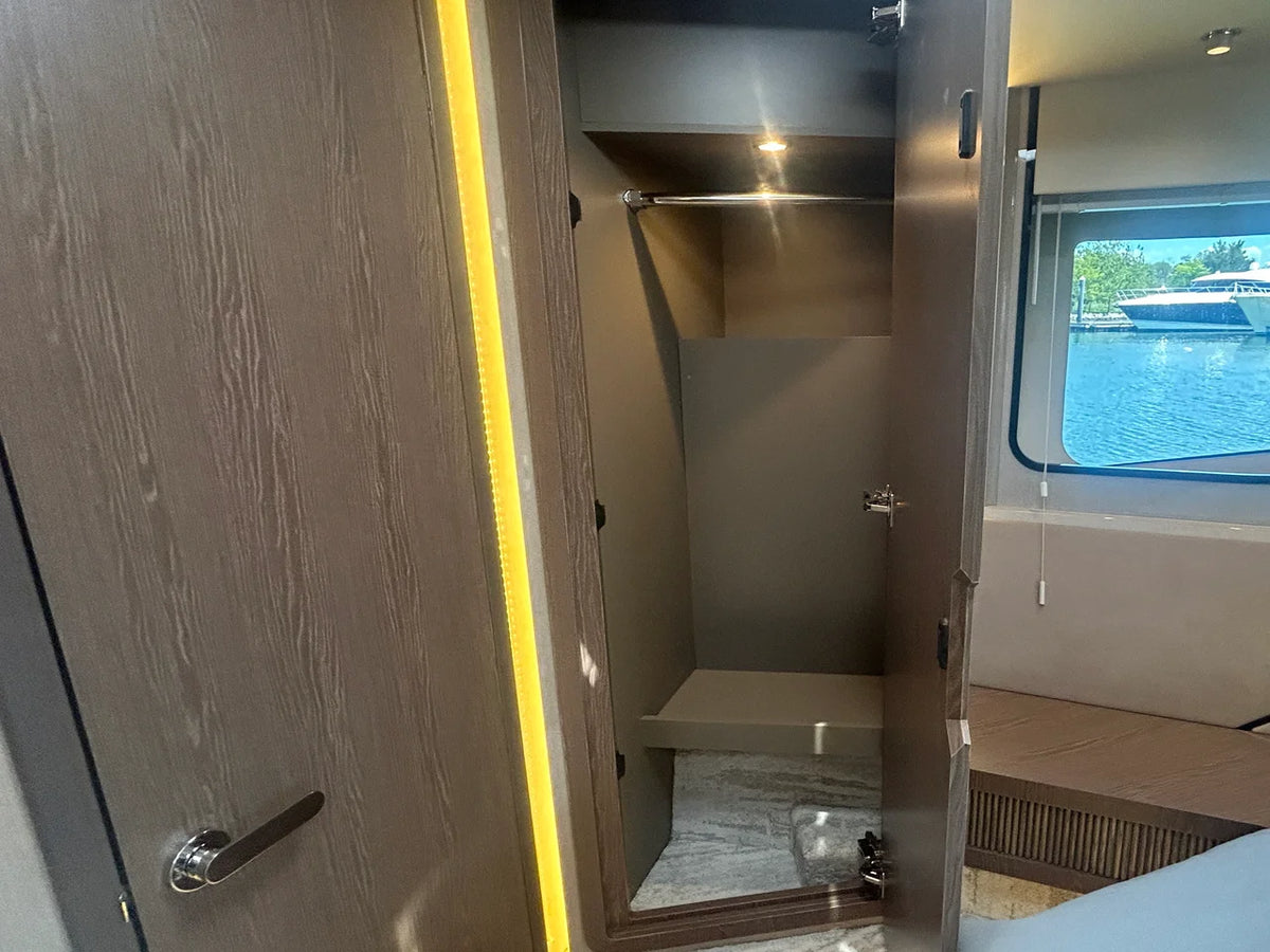 2026 Cruisers Yachts 57 FLY 57.0 feet, Grasonville, Maryland #48