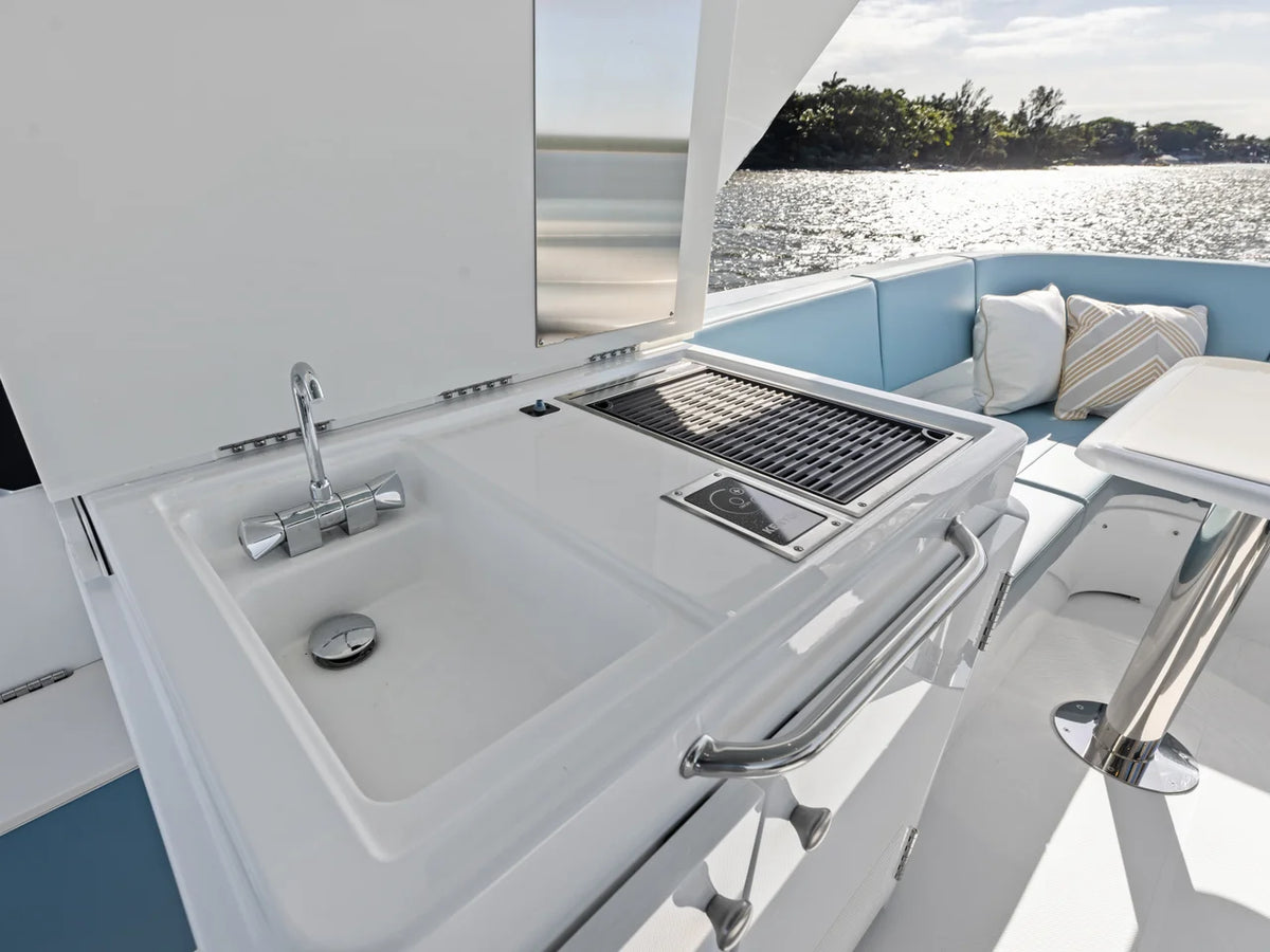 2027 Cruisers Yachts 50 FLY 50.0 feet, Pensacola, Florida #37