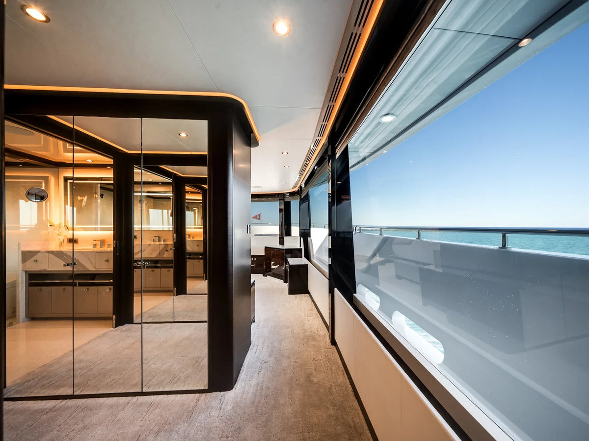 2022 Ocean Alexander 37L 120.0 feet, Fort Lauderdale, FL #35