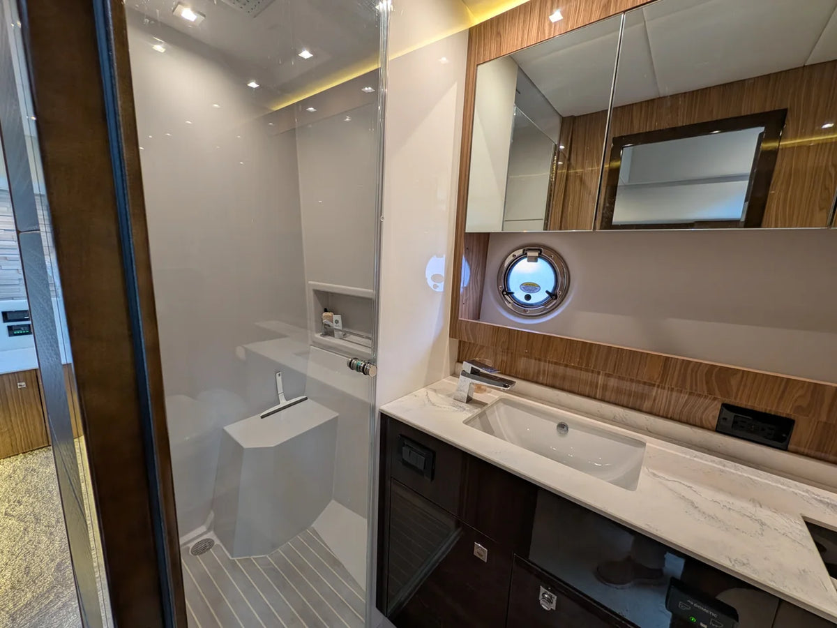 2022 Cruisers Yachts 54 Cantius 54.0 feet, Grasonville, Maryland #40