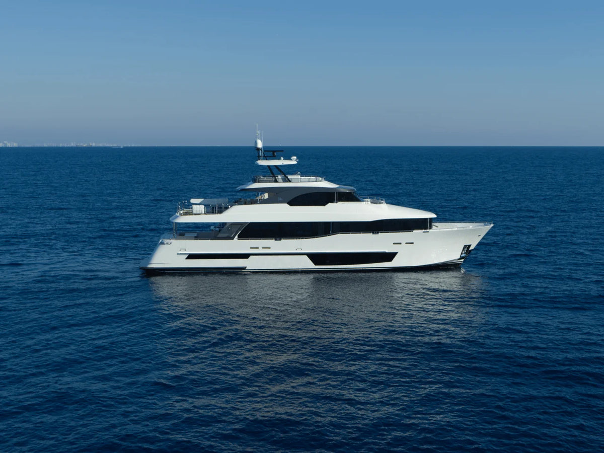 2027 Ocean Alexander 37L 120.0 feet, Hollywood, Florida #10