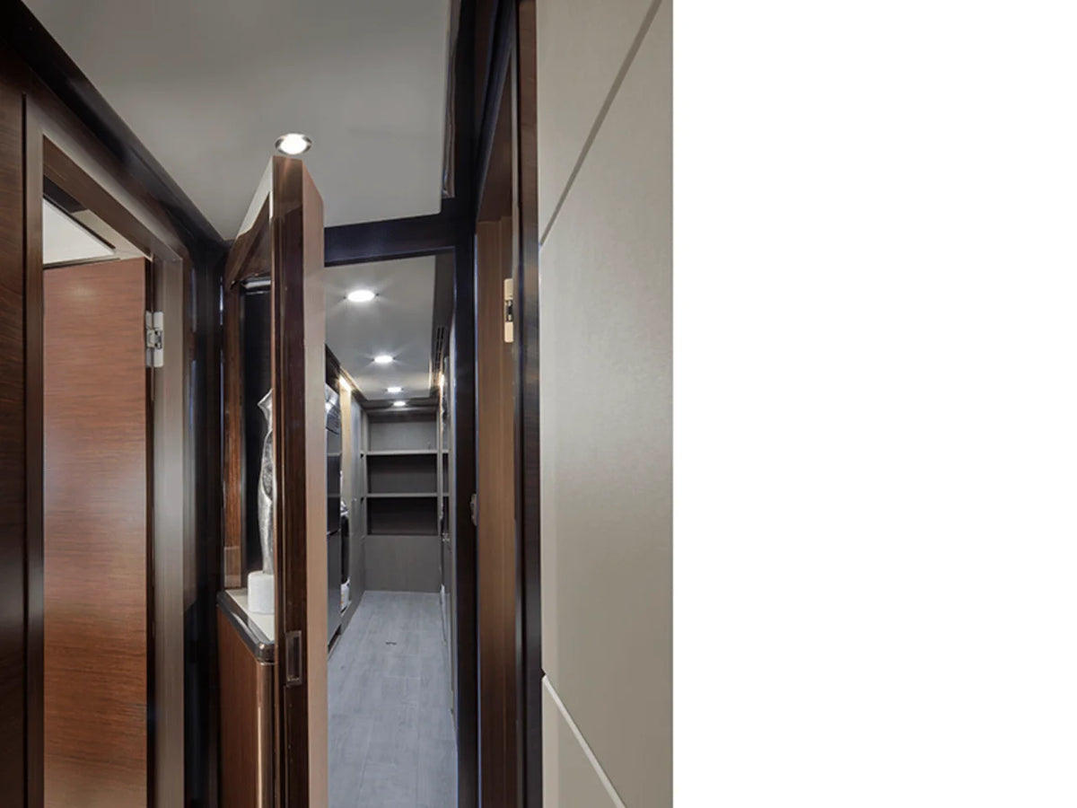 2027 Ocean Alexander 37L 120.0 feet, Hollywood, Florida #35