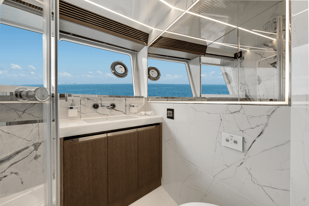 2027 Galeon 800 FLY 83.0 feet, Inuvik, Northwest Territories #39