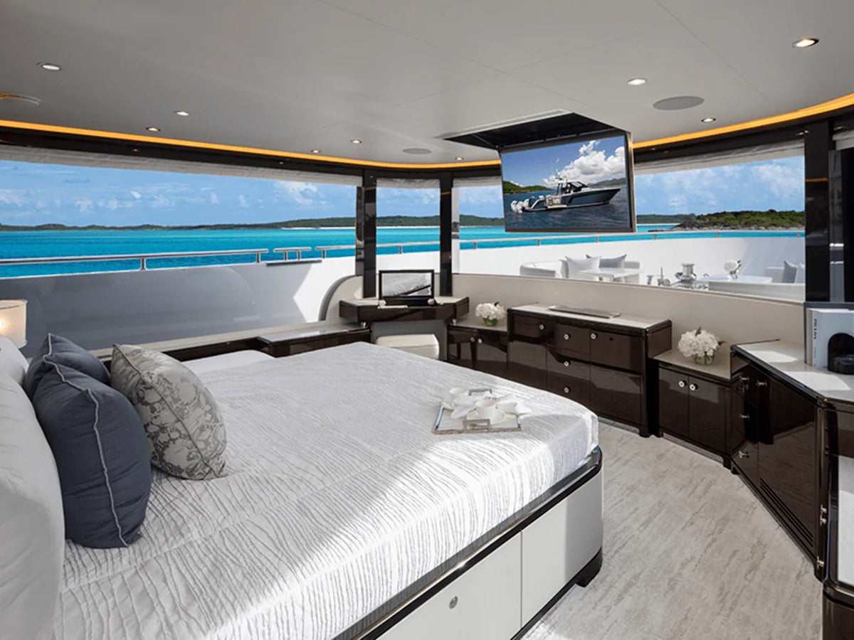 2027 Ocean Alexander 37L 120.0 feet, Hollywood, Florida #32
