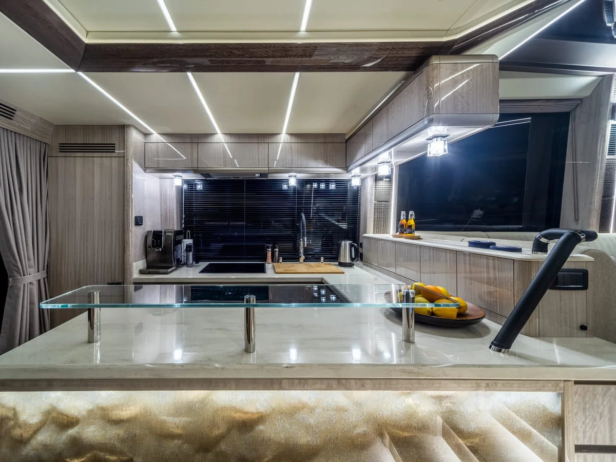 2027 Galeon 700 SKY 72.0 feet, Inuvik, Northwest Territories #72