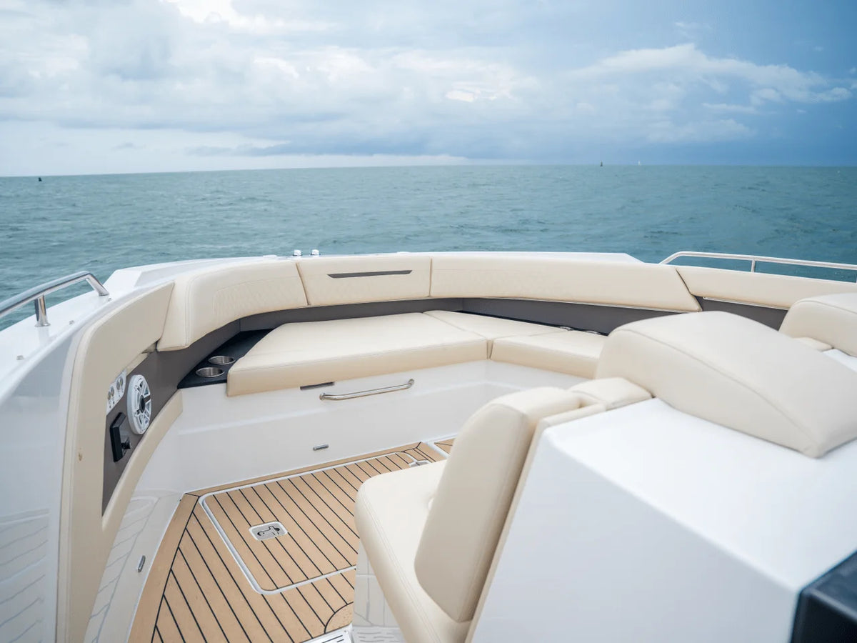 2026 Cruisers Yachts 50 GLS OB 50.0 feet, Wrightsville Beach, North Carolina #57