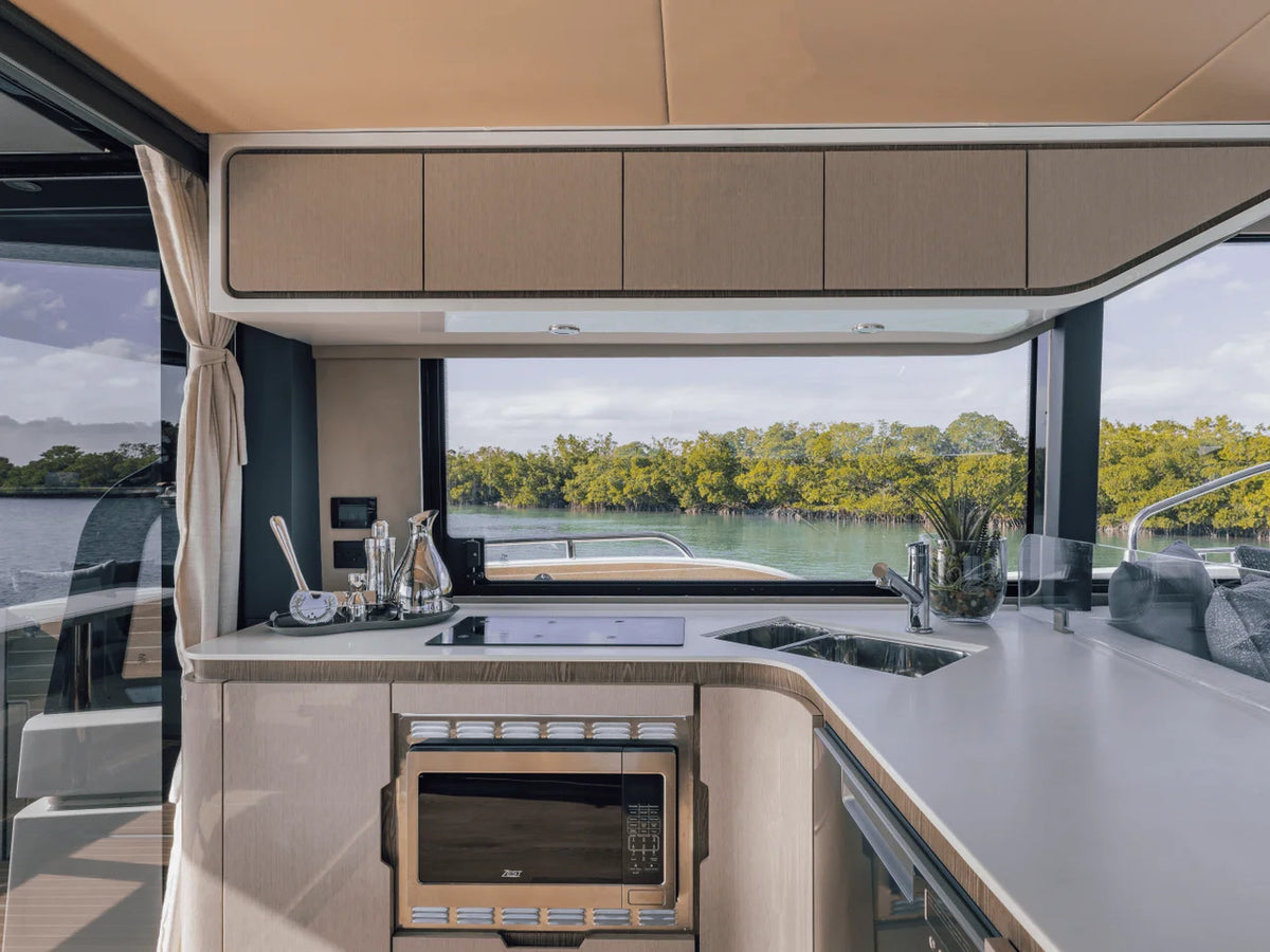 2027 Cruisers Yachts 57 FLY 57.0 feet, Naples, Florida #81