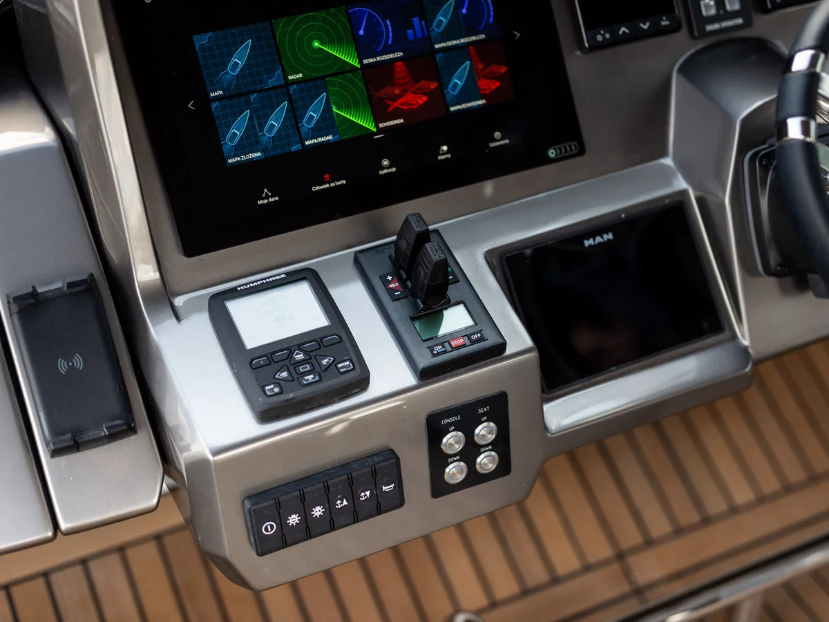 2027 Galeon 700 SKY 72.0 feet, Inuvik, Northwest Territories #85