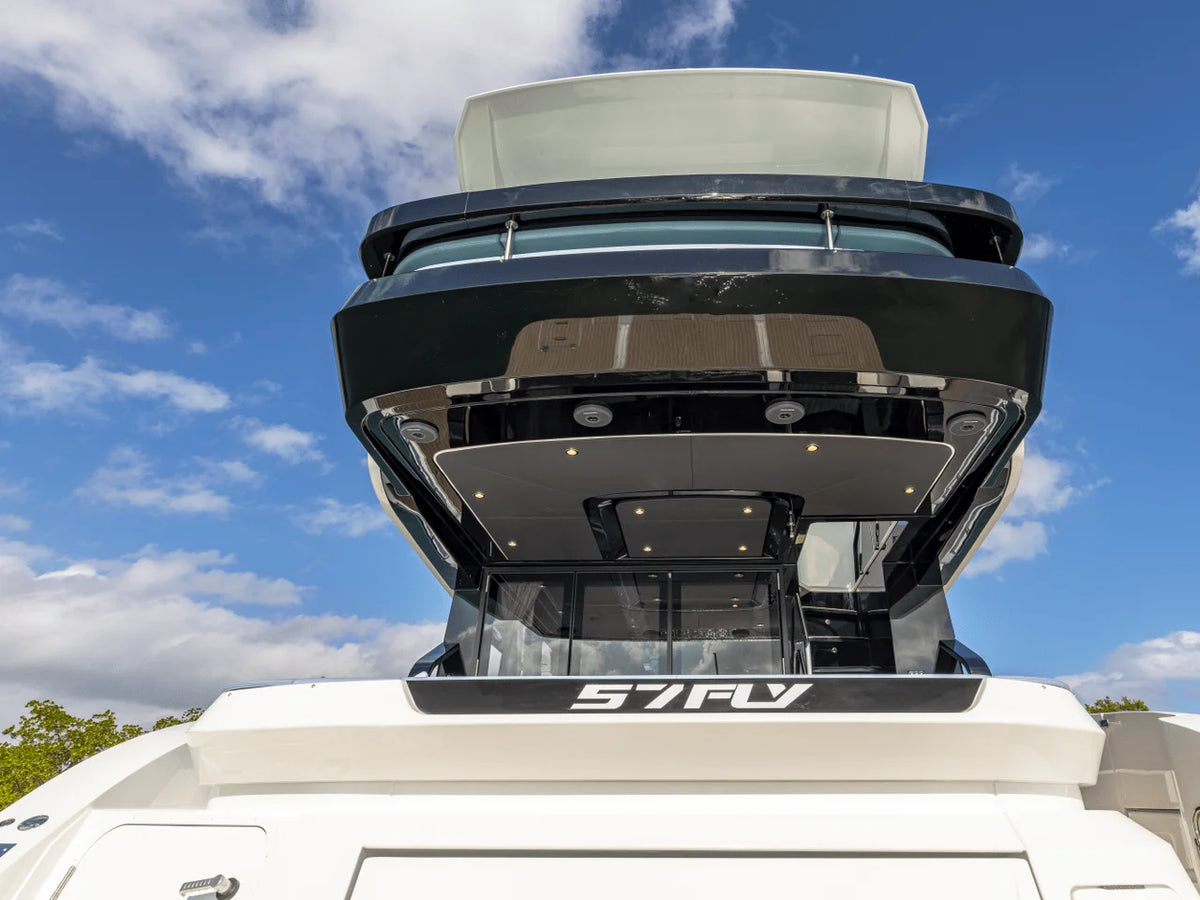 2026 Cruisers Yachts 57 FLY 57.0 feet, Inuvik, Northwest Territories #35