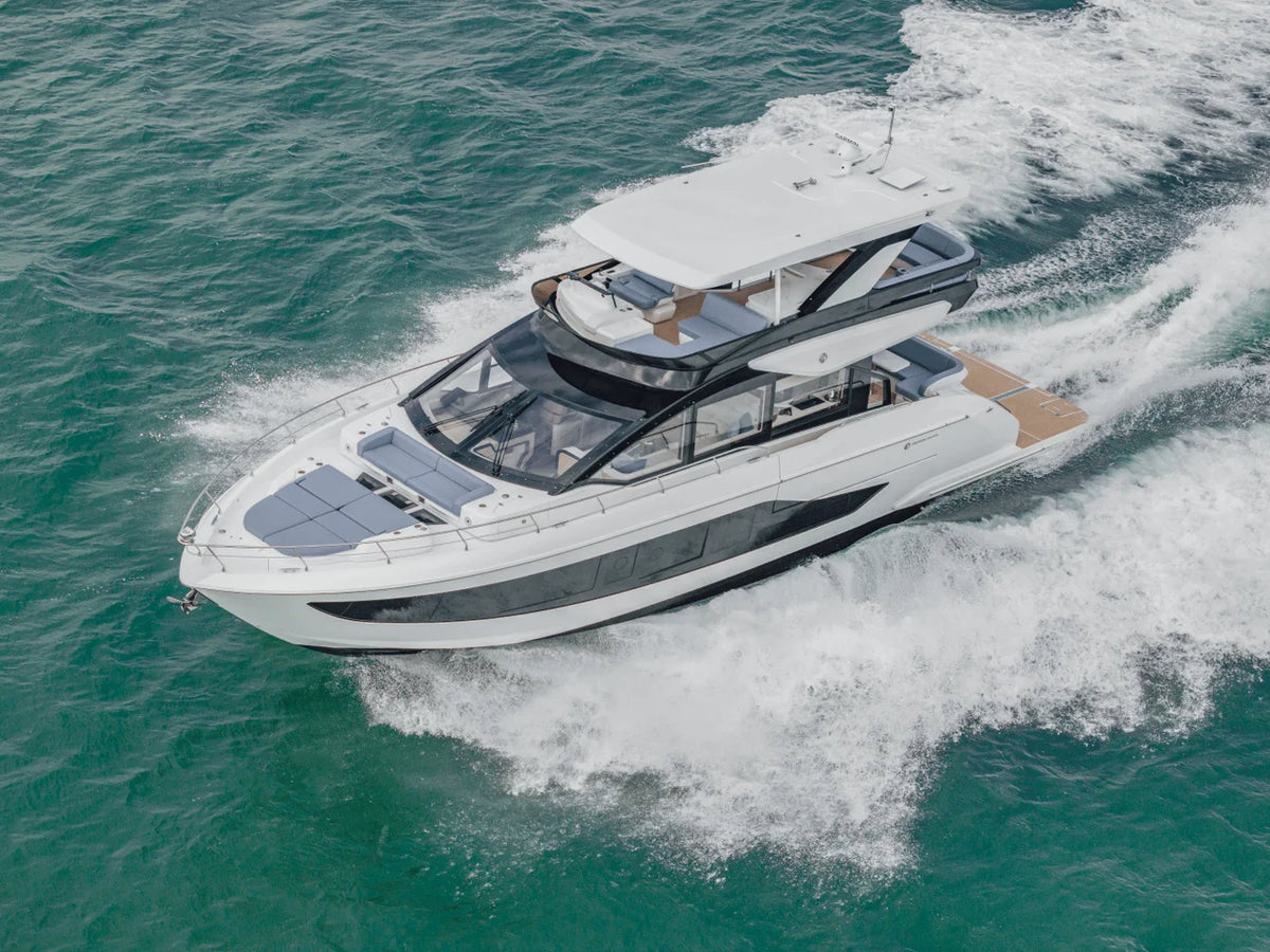 2026 Cruisers Yachts 57 FLY 57.0 feet, Inuvik, Northwest Territories #1