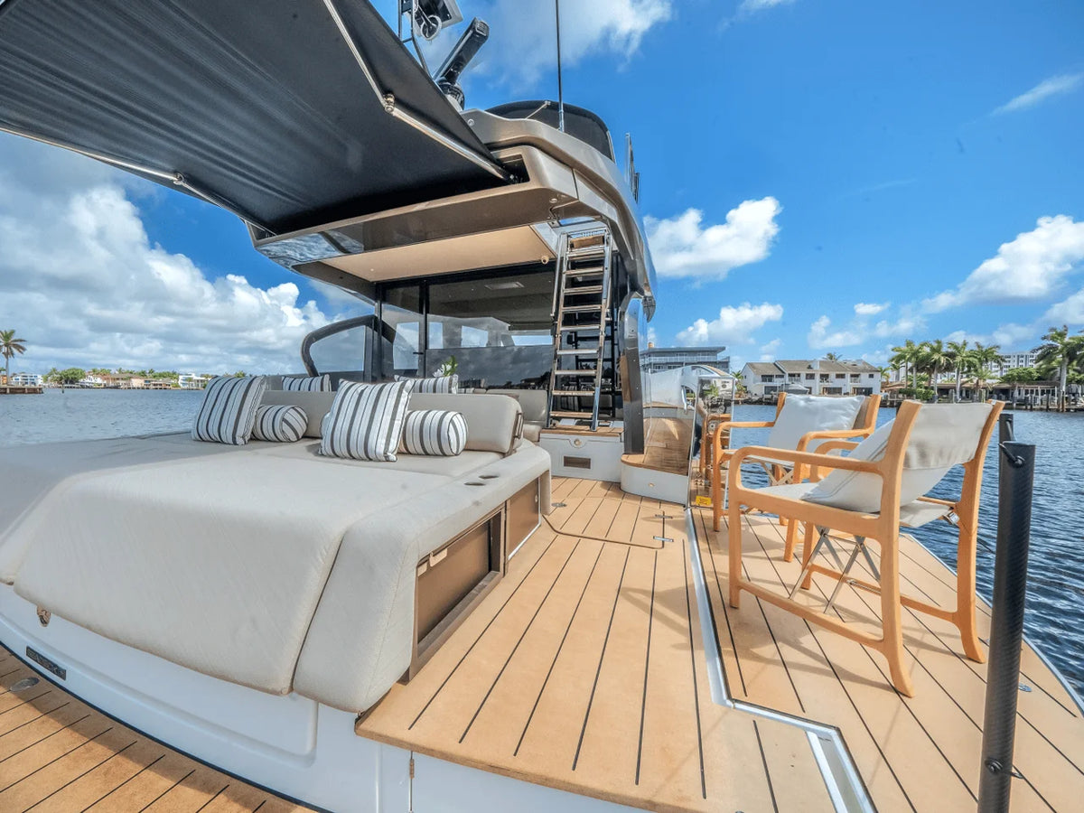 2025 Azimut Seadeck 6 60.0 feet, Dania Beach, Florida #17