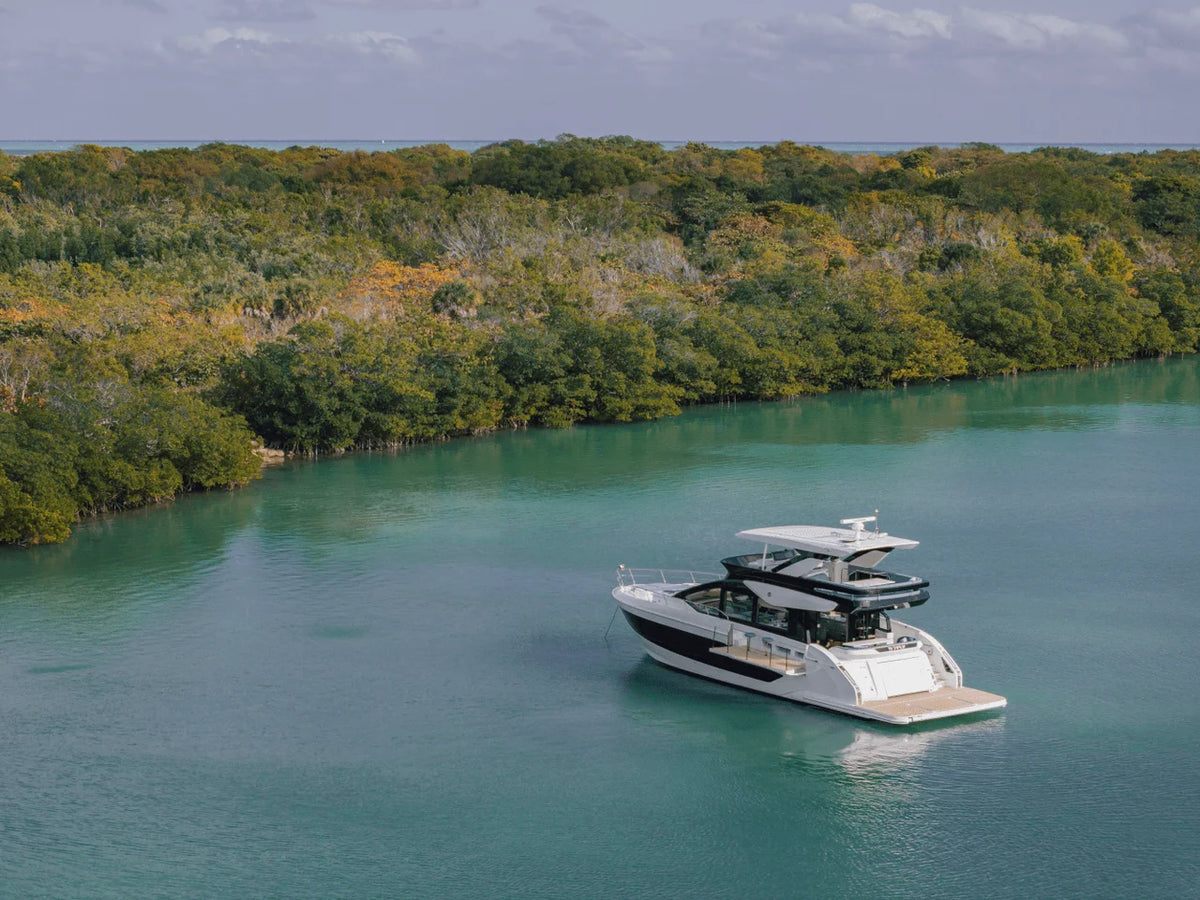 2027 Cruisers Yachts 57 FLY 57.0 feet, St. Petersburg, Florida #12
