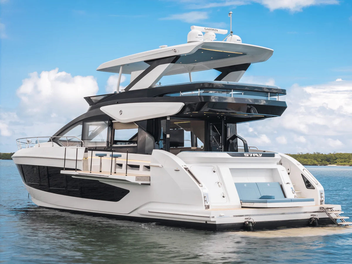 2026 Cruisers Yachts 57 FLY 57.0 feet, Pompano Beach, Florida #89