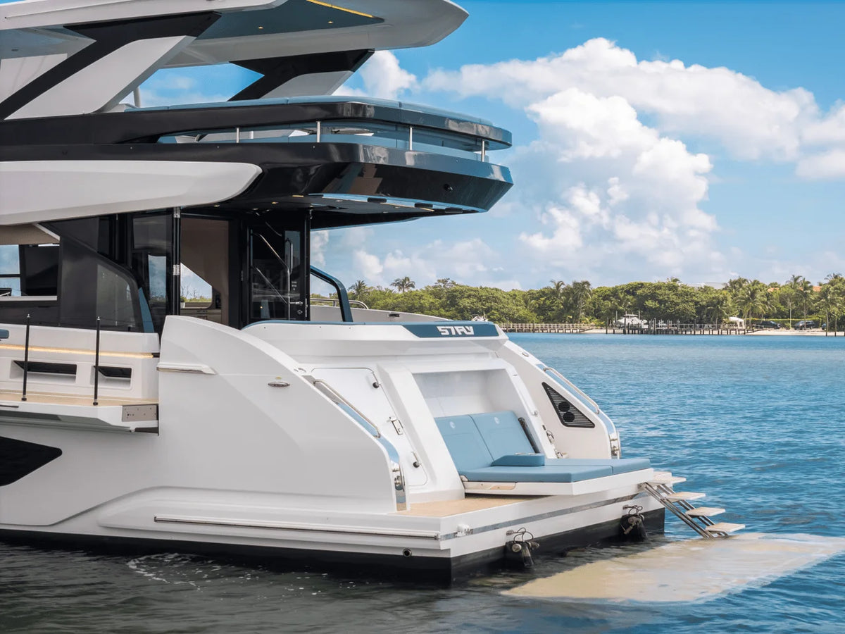 2026 Cruisers Yachts 57 FLY 57.0 feet, Pompano Beach, Florida #7