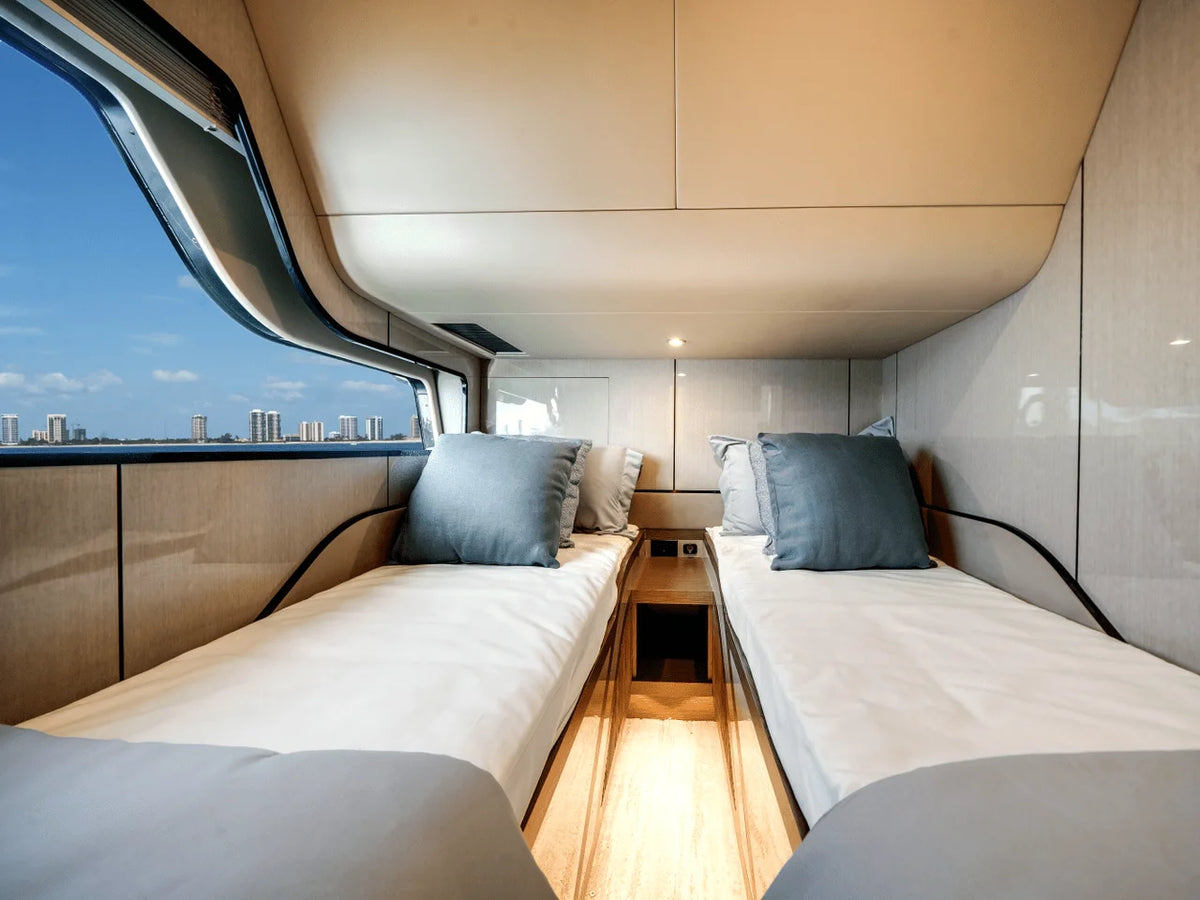 2026 Cruisers Yachts 57 FLY 57.0 feet, Hollywood, Florida #34