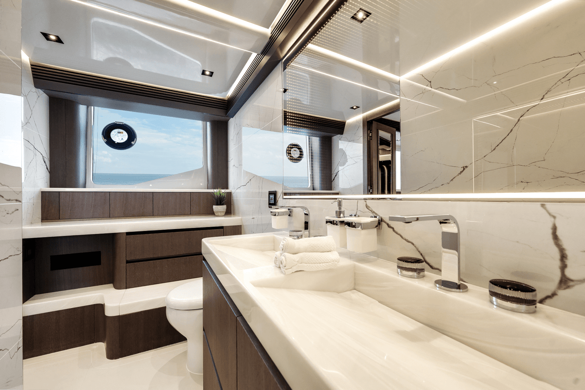 2027 Galeon 800 FLY 83.0 feet, Inuvik, Northwest Territories #37