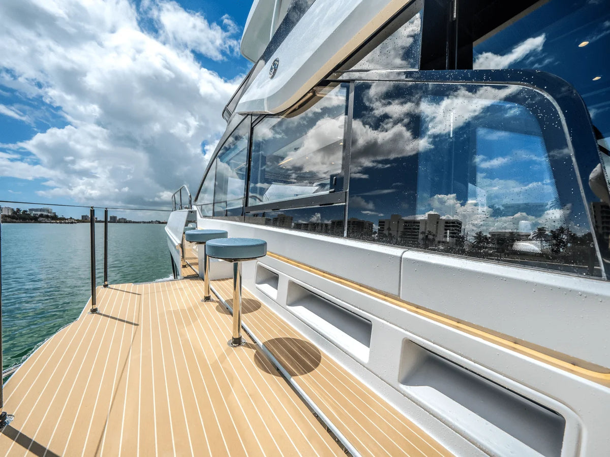 2026 Cruisers Yachts 57 FLY 57.0 feet, Hollywood, Florida #22